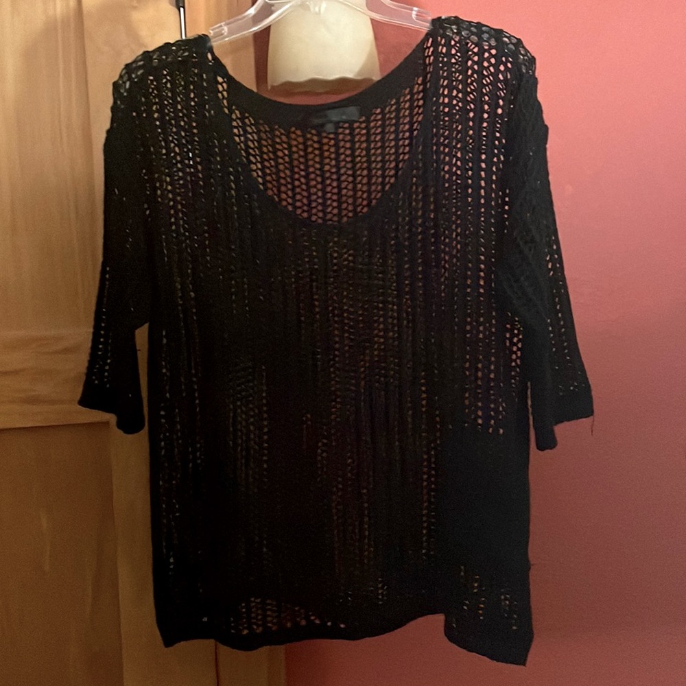 Solitaire black‎ sweater with front pocket